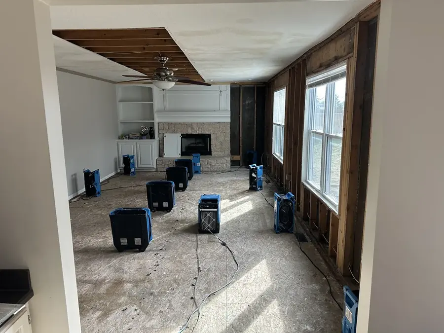 Water damage restoration work in Tustin, CA