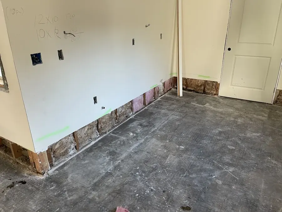 Storm and flood water cleanup in a Tustin, CA home